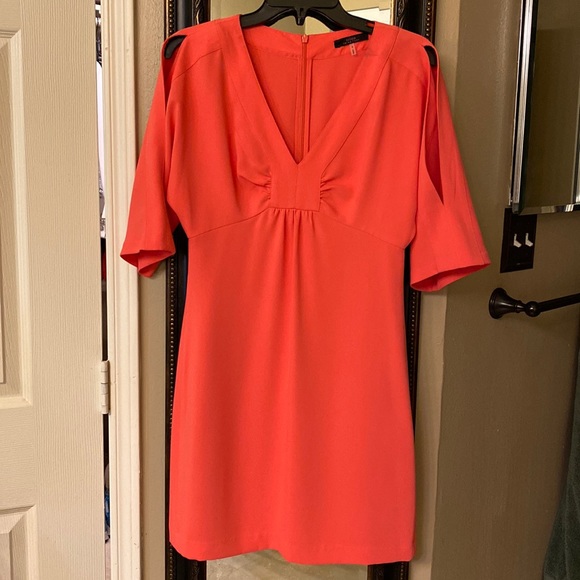 Trina Turk Pink Coral Split Sleeve Dress Size 2 - Picture 1 of 5